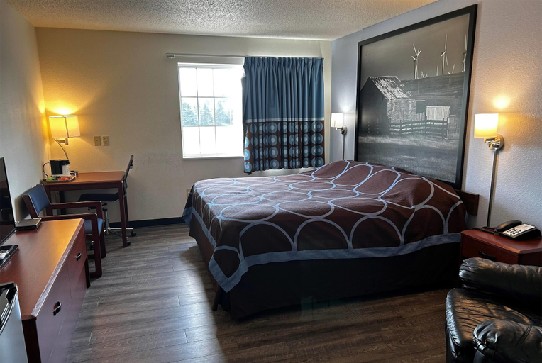 Bedroom 3, Super 8 by Wyndham Ida Grove, Ida
