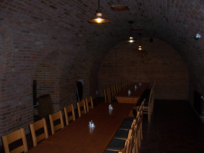 Others 2, Penzion pod Kravi horou, Břeclav