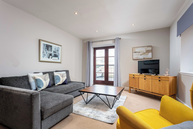 Others 5, Elliot Suite No2 - Donnini Apartments, South Ayrshire