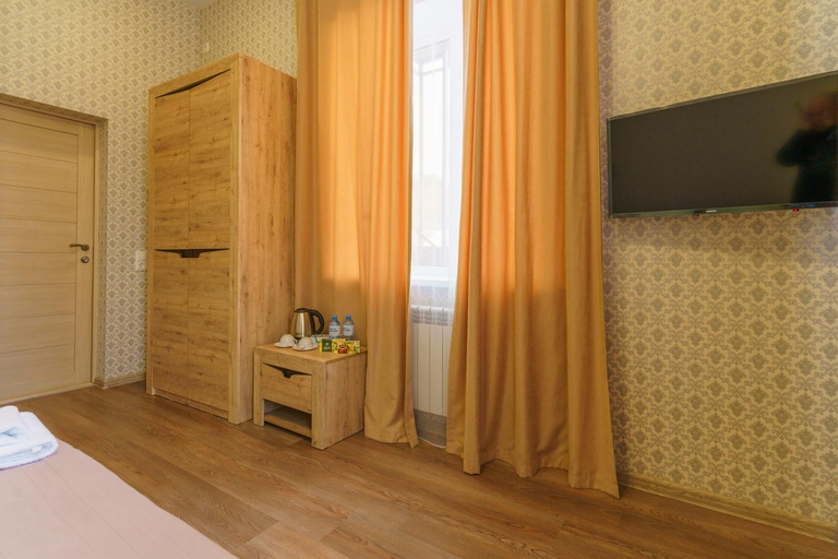 Others 5, Hotel Absheron, Ekaterinburg gorsovet