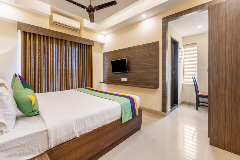 Bedroom 4, Treebo Sky City Grand, Dakshina Kannada