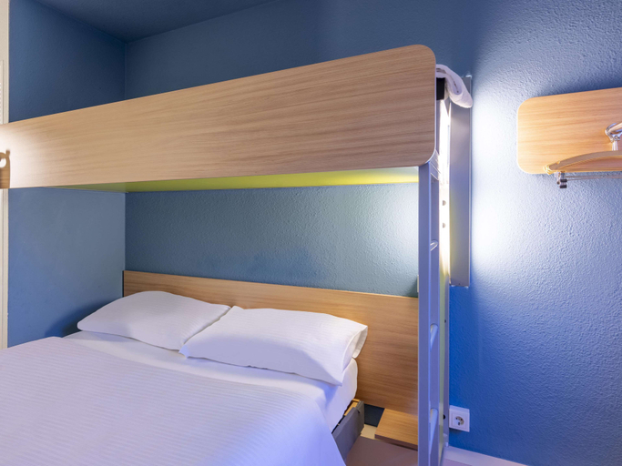 Bedroom 2, B&B HOTEL Düsseldorf-Hilden, Mettmann