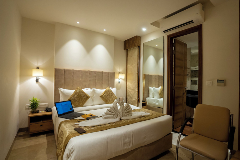 Bedroom 3, Celebrant Hotel, Varanasi