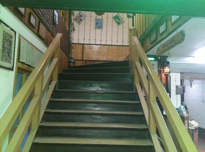 Others 2, Shwe Pauk Pin Inn, Taunggye