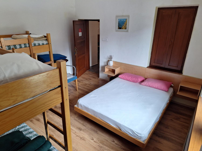 Others 5, Dom Klementa Juga, Bovec