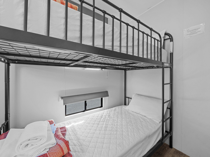 Bedroom 3, Wodonga Holiday Park, Wodonga