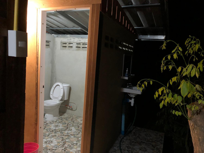 Others 4, Bann sudjai, Muang Sing Buri
