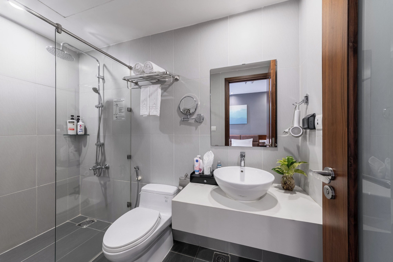 Bathroom 5, A25 Premium Hotel - 55 Cach Mang Thang 8, District 1