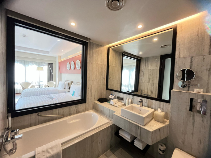 Bathroom 5, Le Meridien Thimphu, Chang