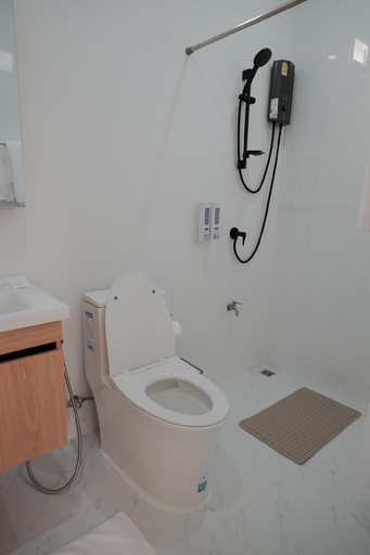 Bathroom 2, Wantanee Ville, Pak Chong