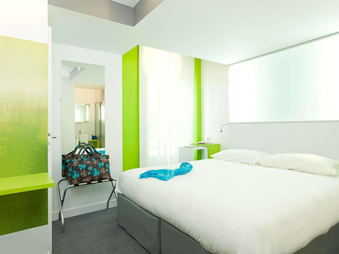 Bedroom 3, ibis Styles Vannes Gare Centre, Morbihan