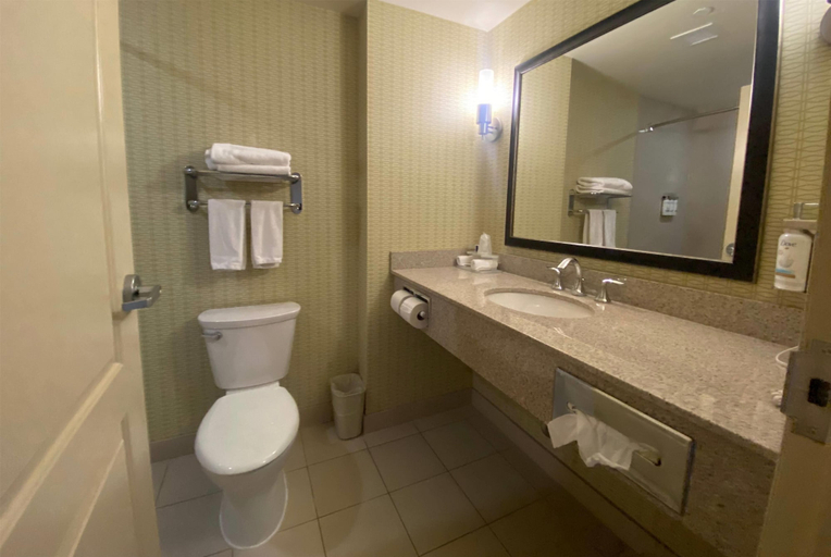 Bathroom 4, Wingate by Wyndham Fort Saskatchewan, Division No. 11