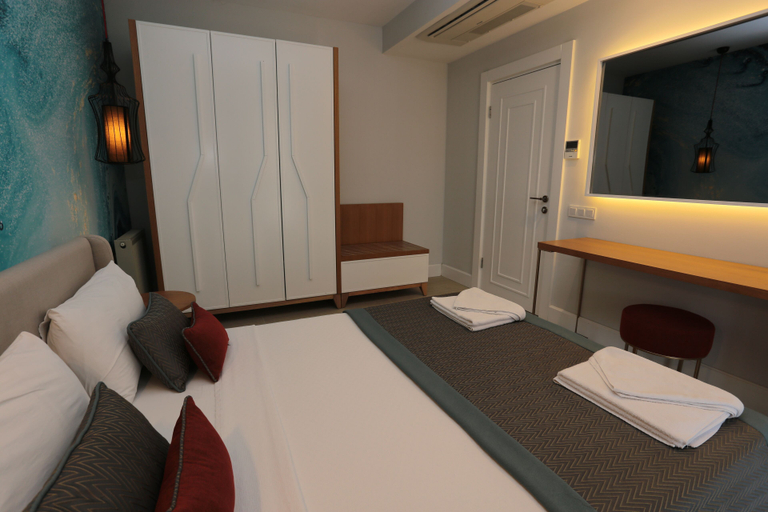 Bedroom 3, Çalcalar Hotel, Ula