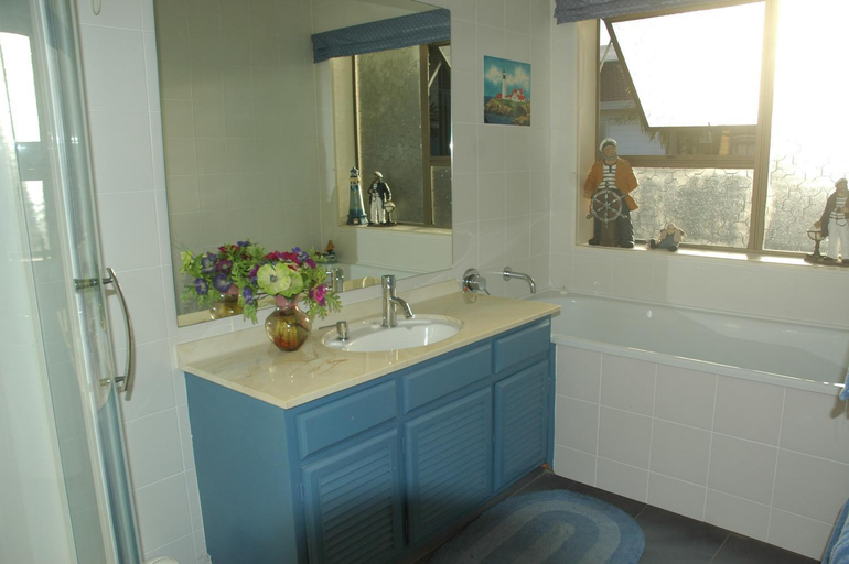 Others 2, Nautical Nook Bed and Breakfast, Waitakere