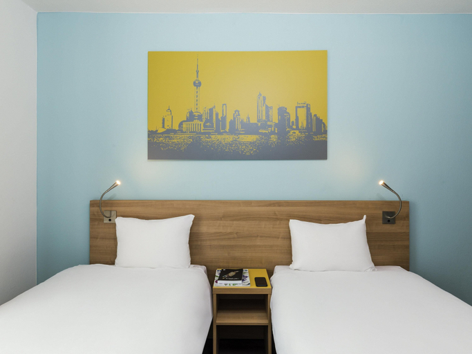 Bedroom 4, Aparthotel Adagio Access Paris Clamart, Hauts-de-Seine