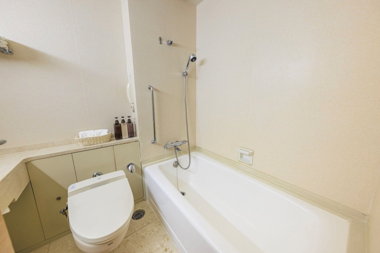Bathroom 5, The Prince Hakone Lake Ashinoko, Hakone