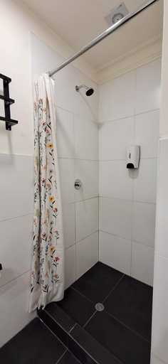 Others 4, Illa B&B, Cusco