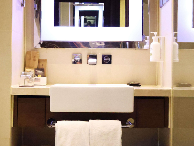 Bathroom 4, Novotel Nanjing Central Suning, Nanjing