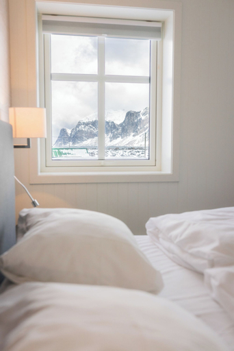 Bedroom 3, Mefjord Brygge, Berg