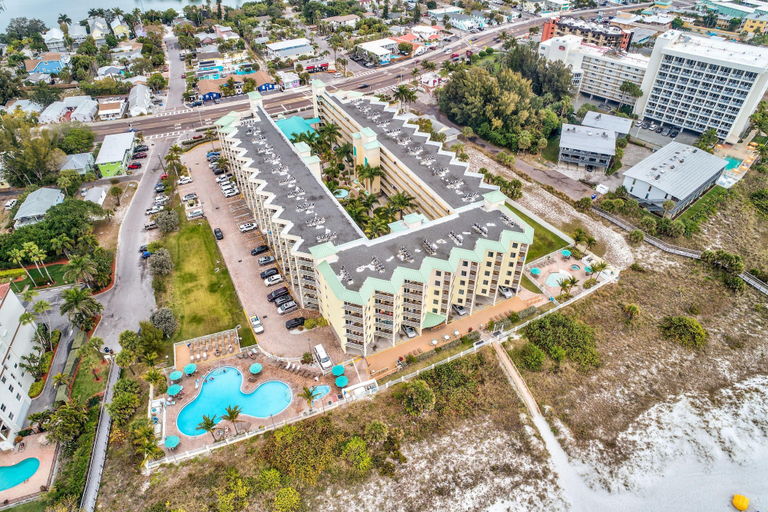 Exterior & Views 1, Sunset Vistas 603w, Pinellas