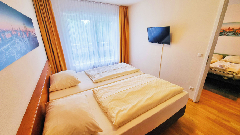 Bedroom 3, New Living Home Residenzhotel Hamburg, Hamburg
