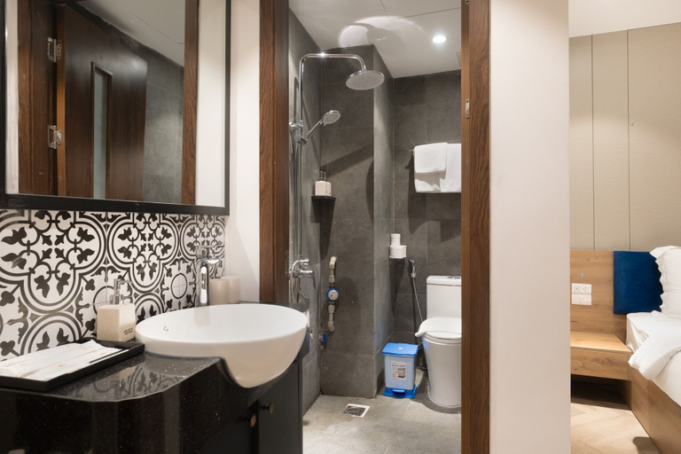 Bathroom 3, Hanoi Bliss Nam Ngu, Hoàn Kiếm