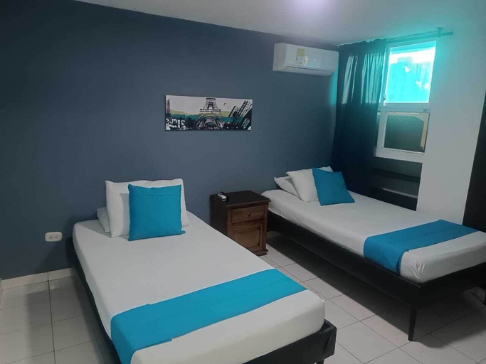 Bedroom 2, Hotel Boston Superior, Barranquilla