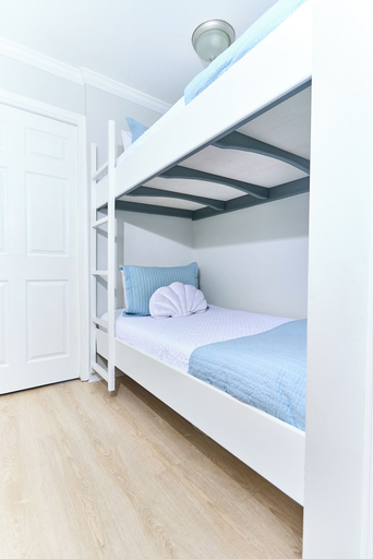 Bedroom 2, 1br/1ba, A Minutes Walk From the Beach!, Walton