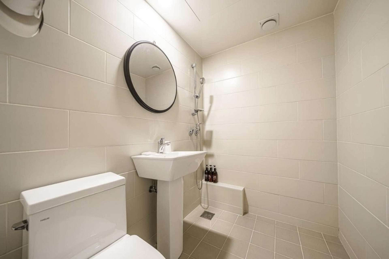 Bathroom 3, Paju Yam Paju Geumchon, Paju