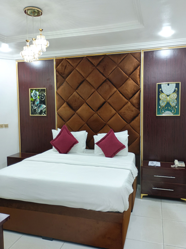 Room 2, Kawruky Hotel & Suites, Ikpoba-Okha