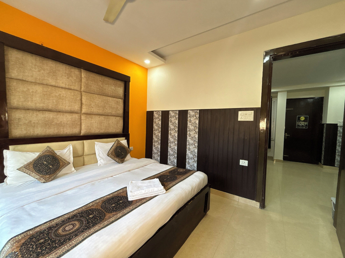 Others 3, Hotel W inn, Garhwal