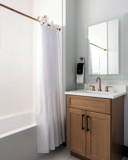 Bathroom 4, The Cove At Salem, Essex
