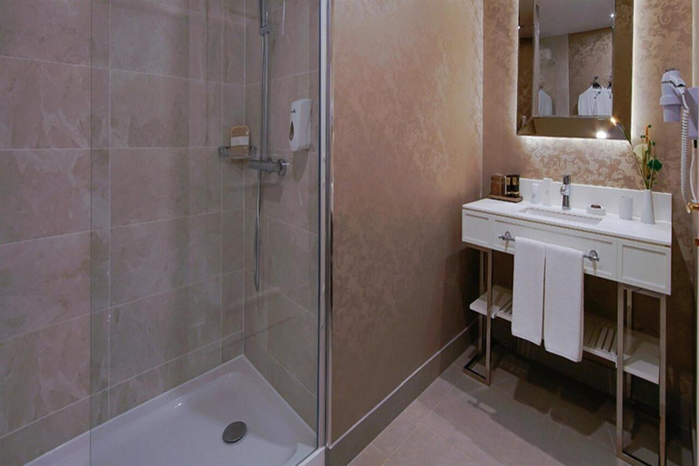Bathroom 4, Limak Cyprus Deluxe Hotel