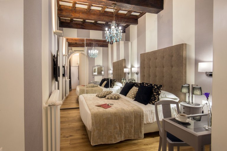 Bedroom 4, The Inn at the Spanish Steps Prestige Collection - The Pearl, Roma