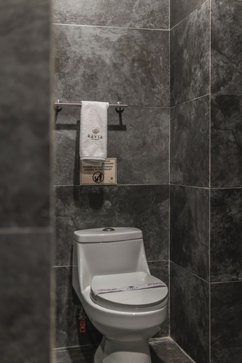 Bathroom 4, Hotel Kavia Premium, Mérida