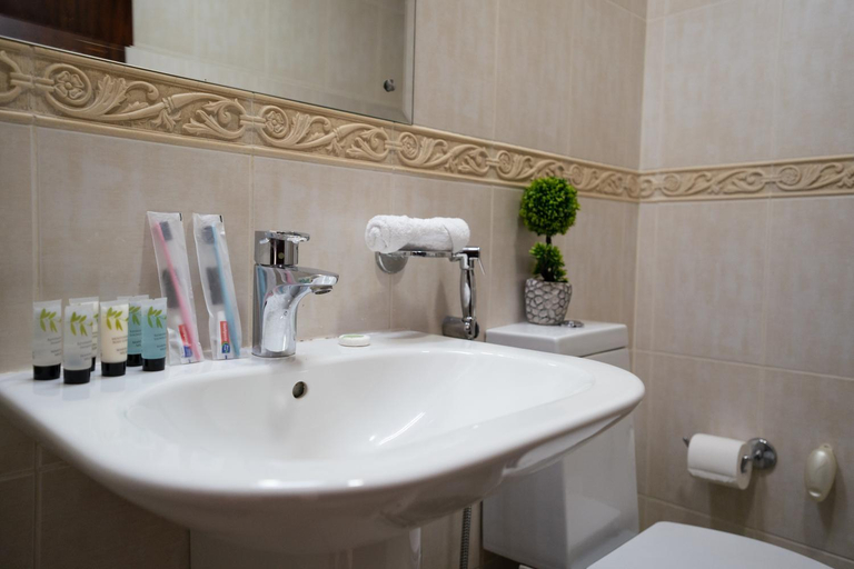 Bathroom 2, Elite Residence 2BR Luxurious Palm View in Dubai Marina, Dubai