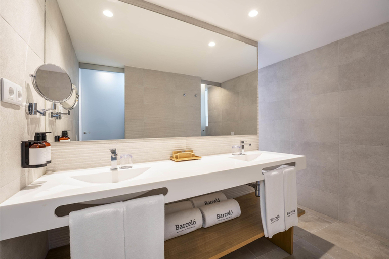 Bathroom 4, Barceló Praia Cape Verde, Praia