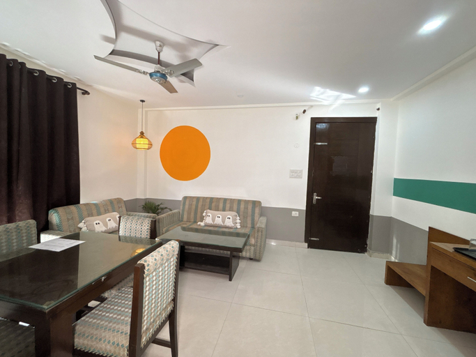 Others 5, Hotel W inn, Garhwal