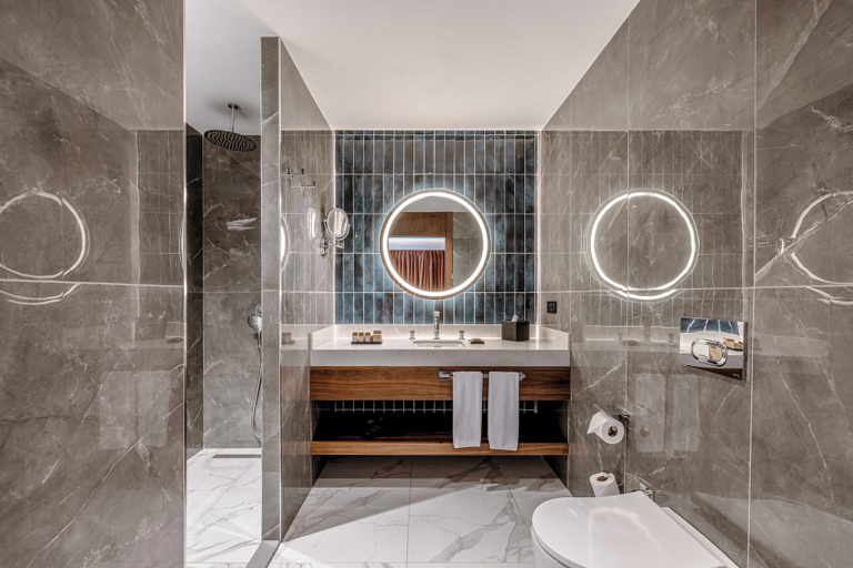 Bathroom 5, Golden Tulip Gebkim Kocaeli, Körfez