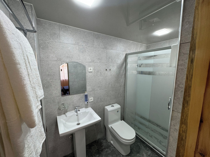 Bathroom 4, Shakuri guest house, Samarkand