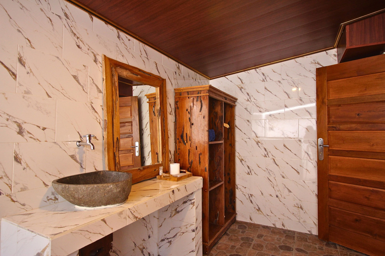 Bathroom 4, Pondok Nyoman Bedugul, Tabanan