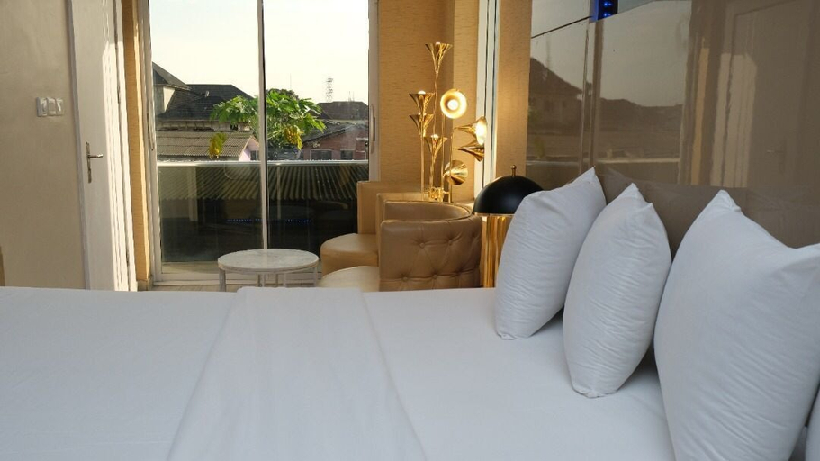 Bedroom 3, DREAMS BY DV8, Surulere