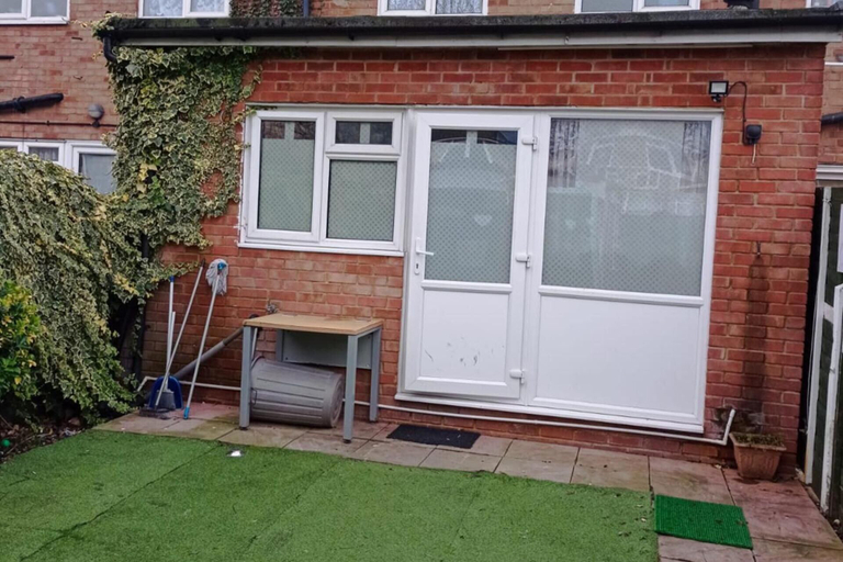 Exterior & Views, House - Sleeps 8 - Garden - Parking, London