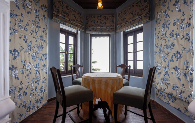 Living area 4, Amã Stays & Trails Terrance Hall , Mussoorie, Dehradun
