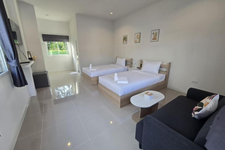 Room 3, Wae Phak Stay Hostel@Khok Kloi, Takua Thung