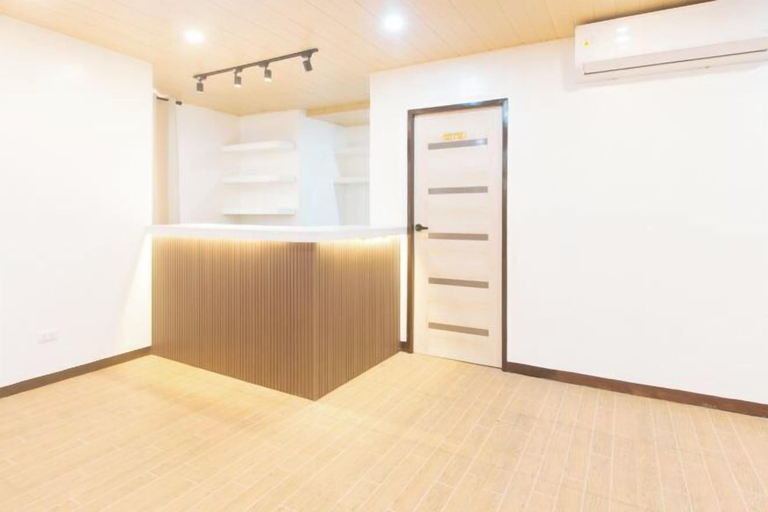 Others 5, RedDoorz @ RJs Bldg near Lyceum Gen Trias Cavite, General Trias