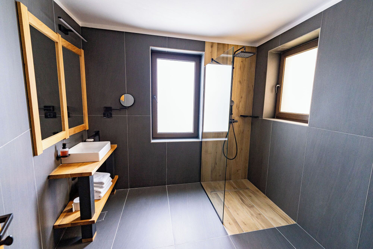 Bathroom 3, HOW Boutique and Hotel, Cluj-napoca