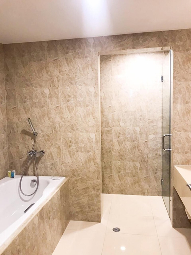 bathroom 7