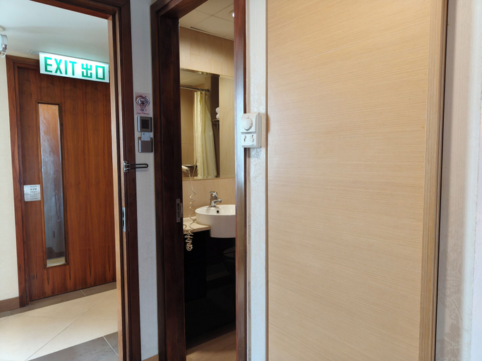 Others 5, H1 hotel, Kowloon