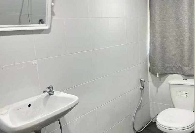 Bathroom 5, JC Home Stay, Phra Nakhon